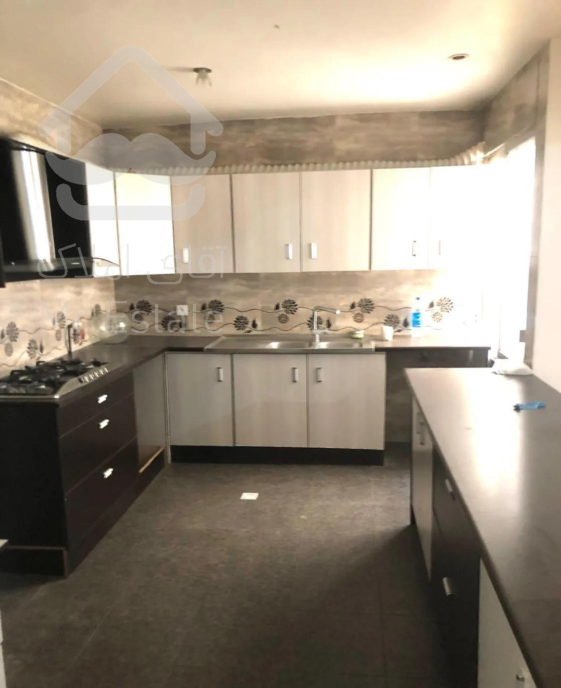 ۱۴۰متر،۲خواب /نورگیر /خوش نقشه /قیطریه پل رومی