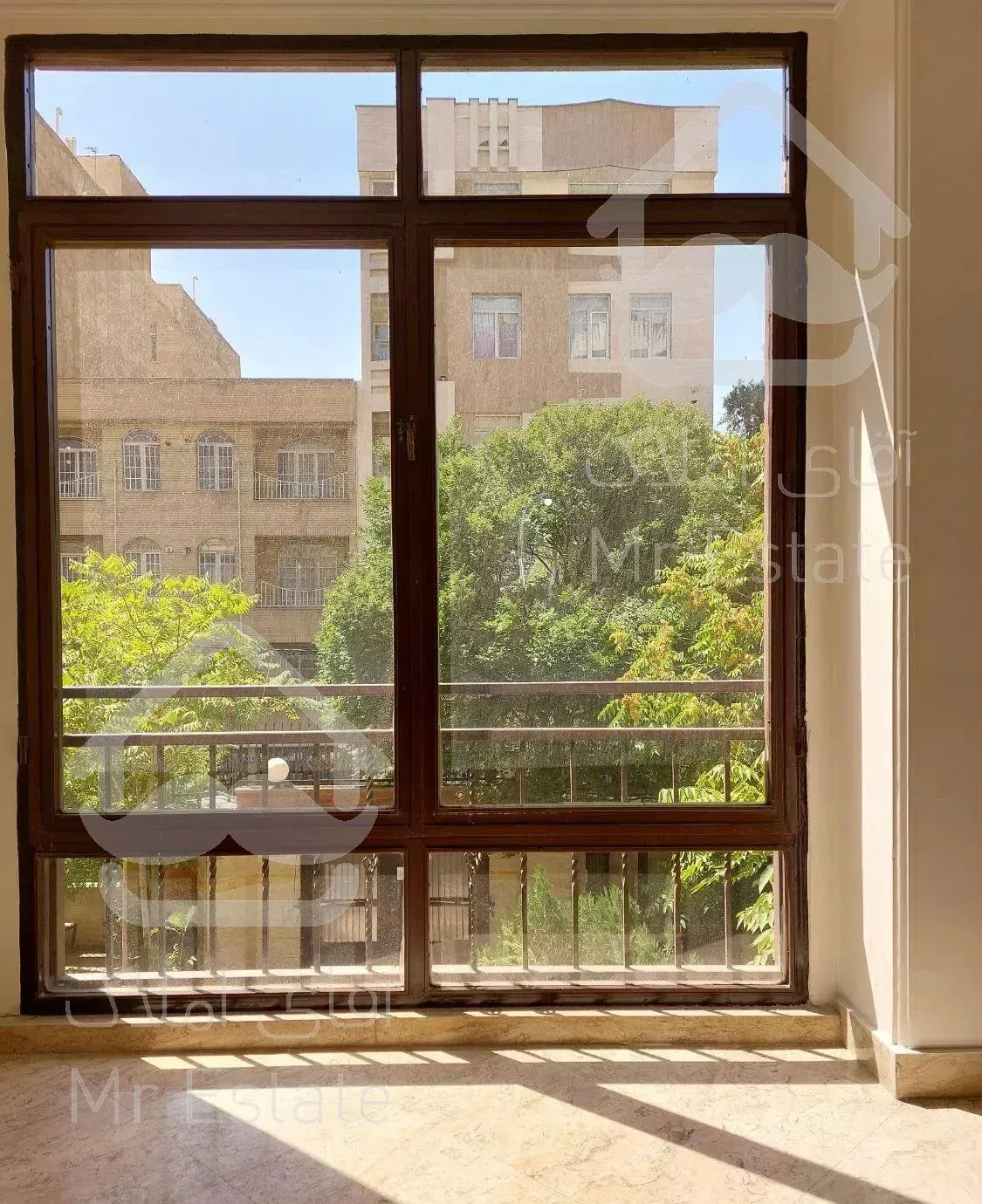 ۹۴متری ۲خوابه فول امکانات