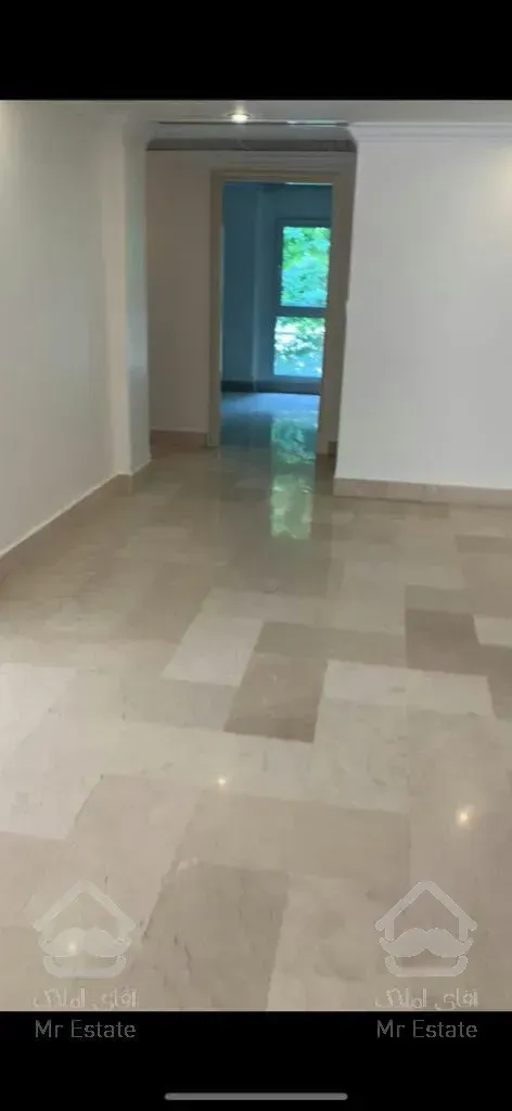 ۲۱۰ متر نیاوران * کلید نخورده *