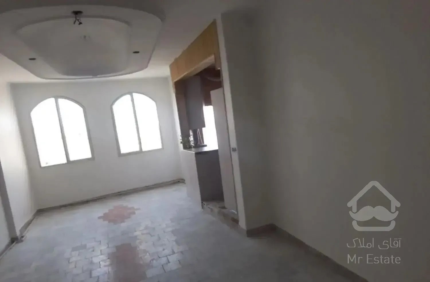 ۷۰متر ۲خواب/حشمتیه/معلم/مرودشت