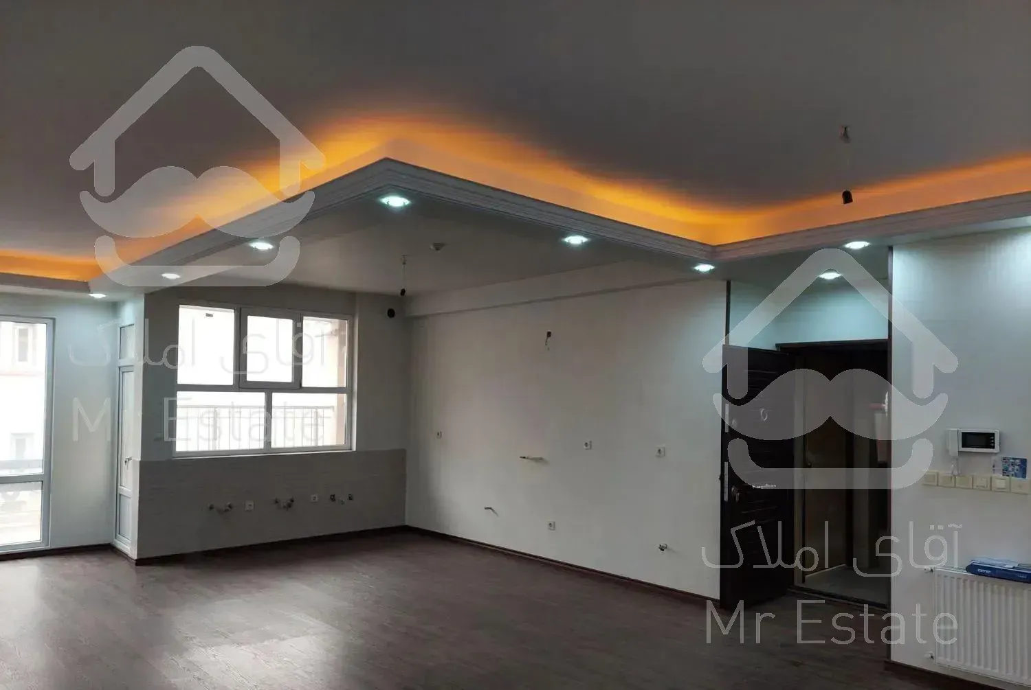 میدان ولیعصر130مترسه خواب کلیدنخورده فول تک واحدی