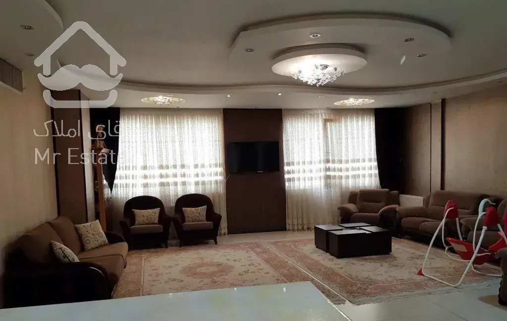 اپارتمان خلبانان سه خواب جنوبی.،خوش نقشه .