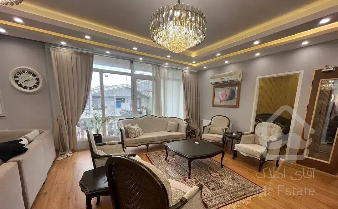 فروش ویلایی/ دو واحدی شیک و 3 خواب در خ بابل