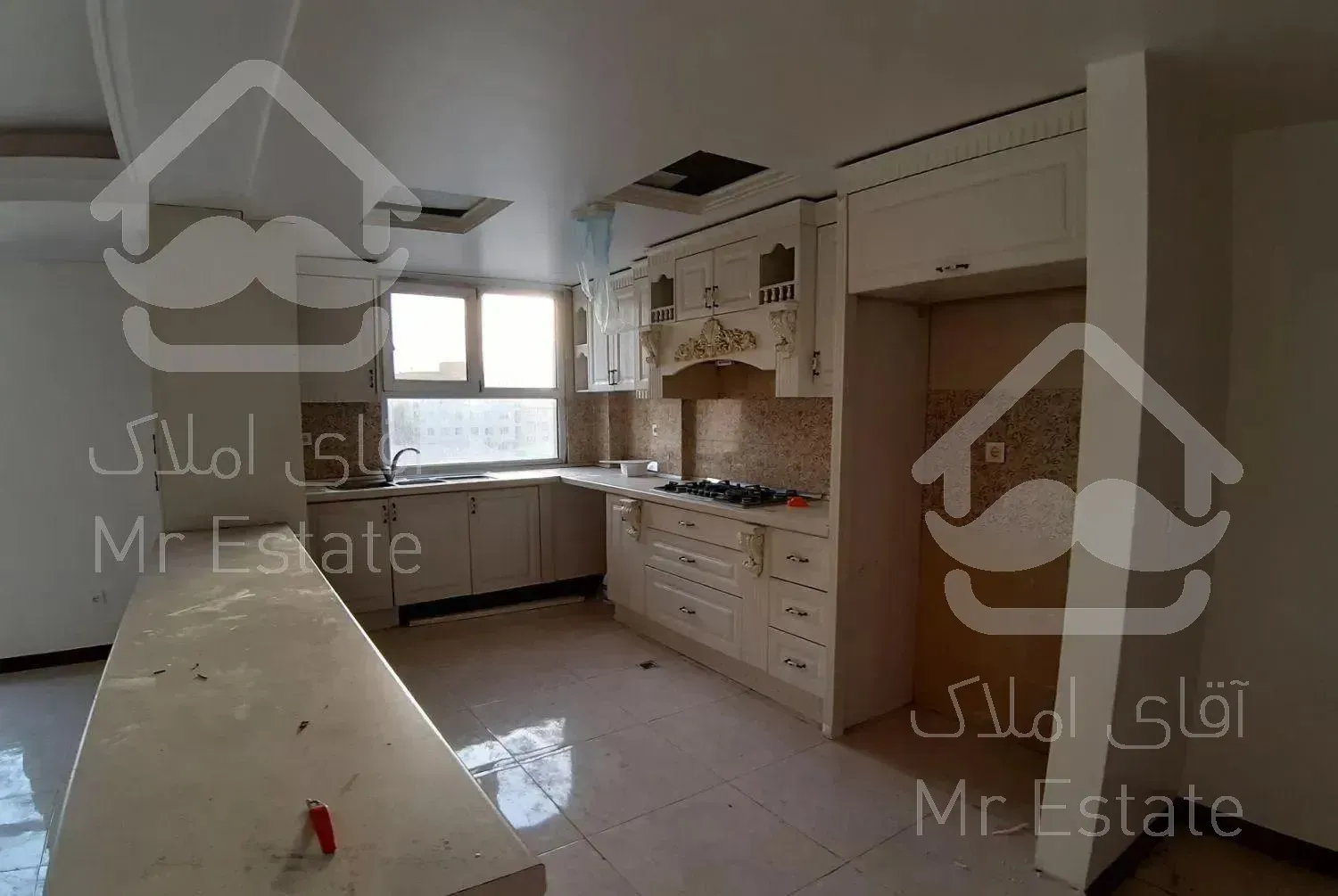 ۸۵ متری فول