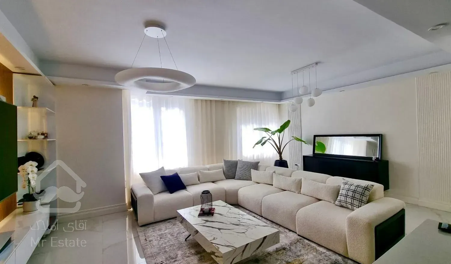 91 متر فول بازسازی لوکس مناسب سکونت و سرمایه گذاری