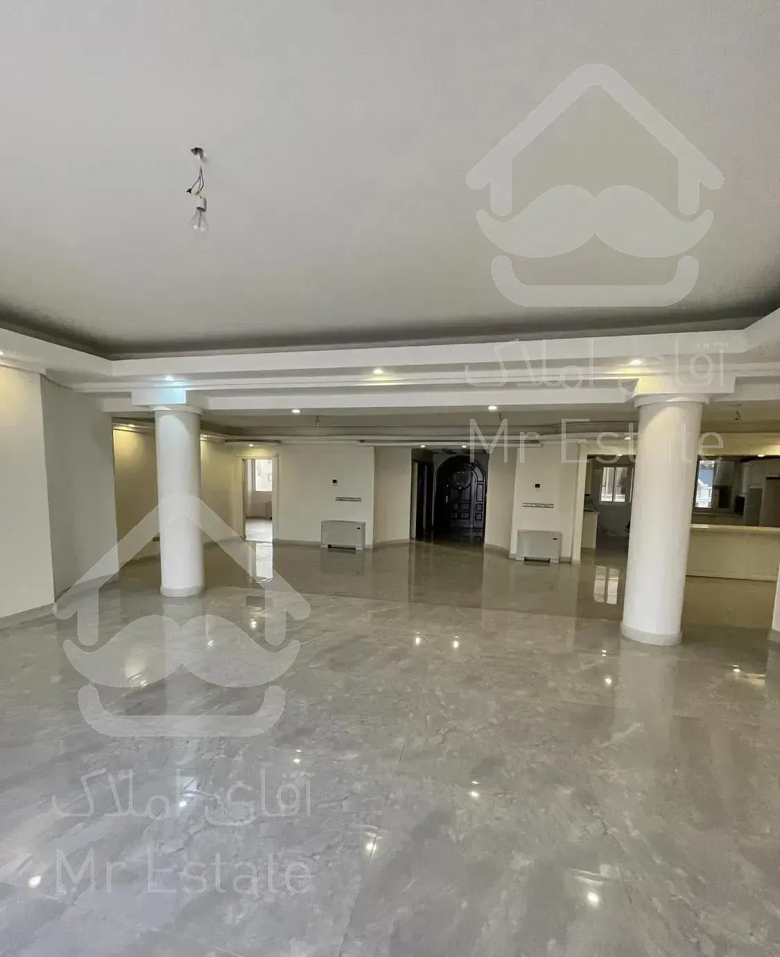 ۲۸۹ متر در ولنجک  طبقه