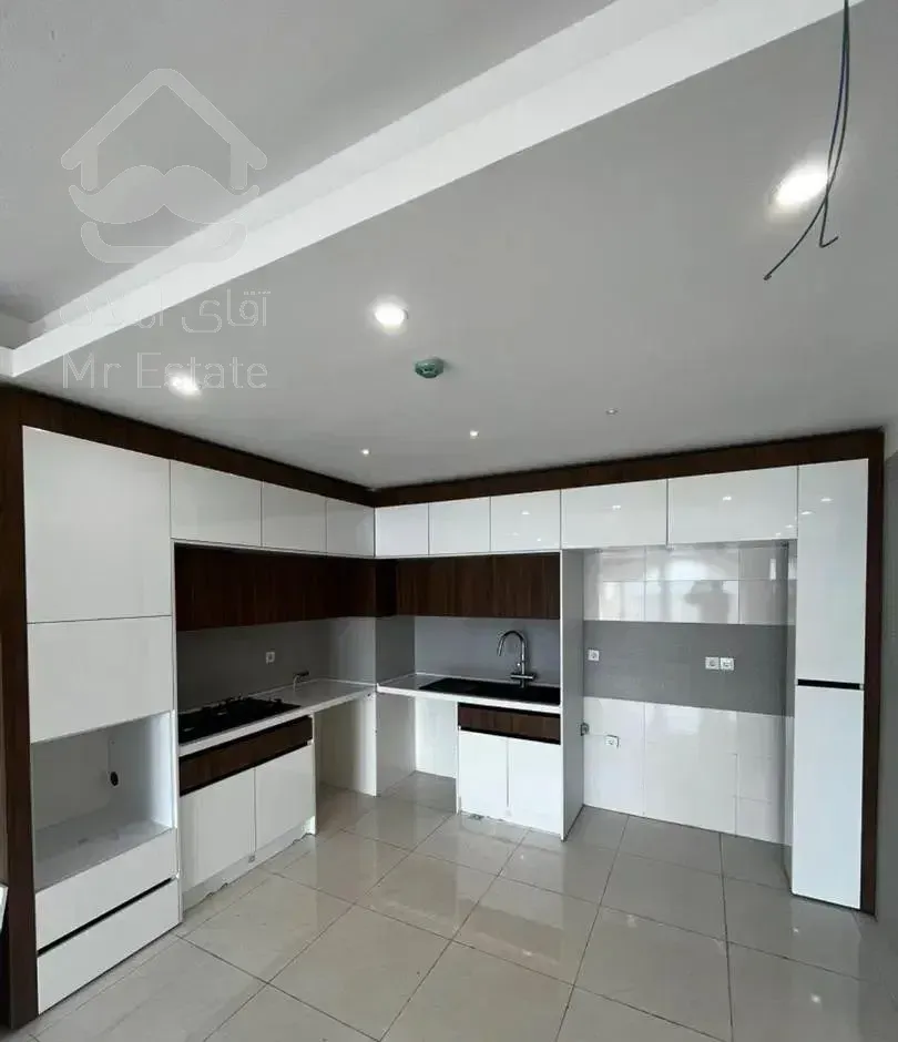 اجاره واحد ۱۰۰ متری/ویو دریا/برج برند