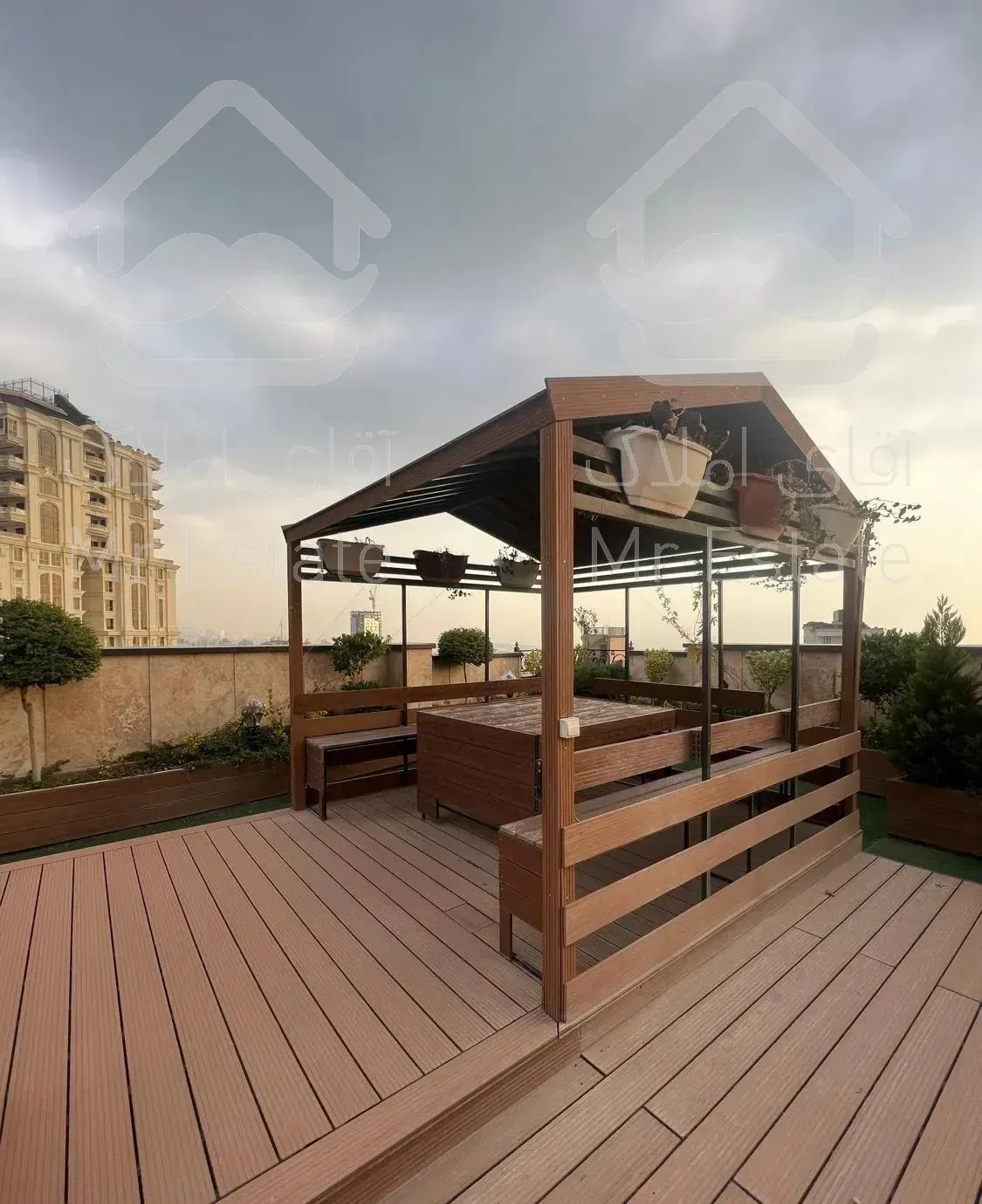 ۲۲۰ متر ۳ خواب روف گاردن اختصاصی دیباجی شمالی