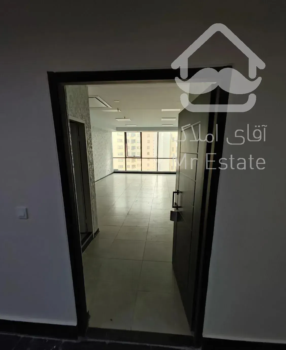 موقعیت اداری ۸۳متر آکاداسنتر