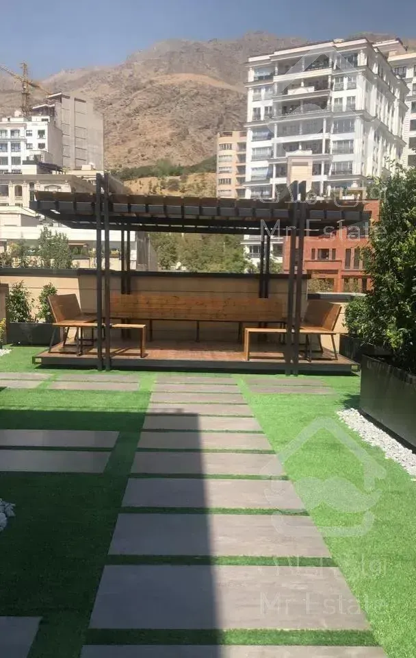 حکمت، ۱۱۵ متر سه خواب نوساز با شرایط