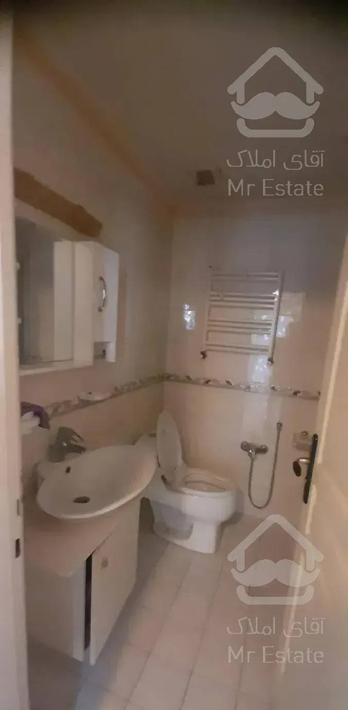 ۱۳۵متر (خوش نقشه) (ونک)