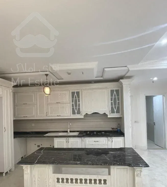 آپارتمان۱۱۰متری/کلیداول/روبه خیابان/سندآماده/اکبری