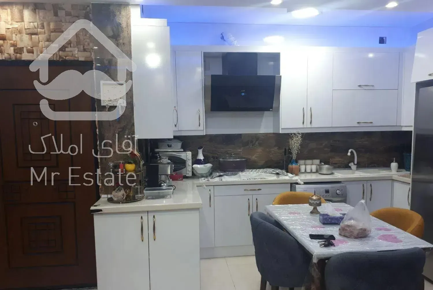 آپارتمان ۹۰ متری دوخوابه