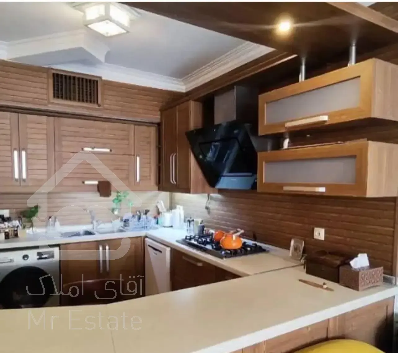 آپارتمان ۱۰۰ متر/۲ خواب/سالن پرده خور