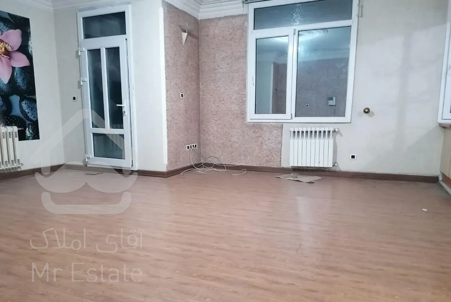 75متر دو خوابه کوی بیمه فروشی