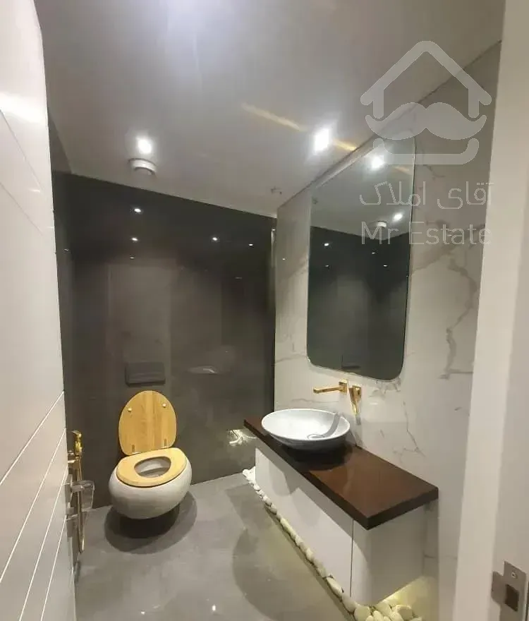 باغ فردوس ۳۰۰ متر ۳ خواب