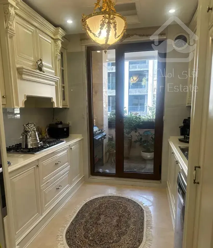 دیباجی شمالی ۱۹۰ متر سه خواب ، تکواحدی