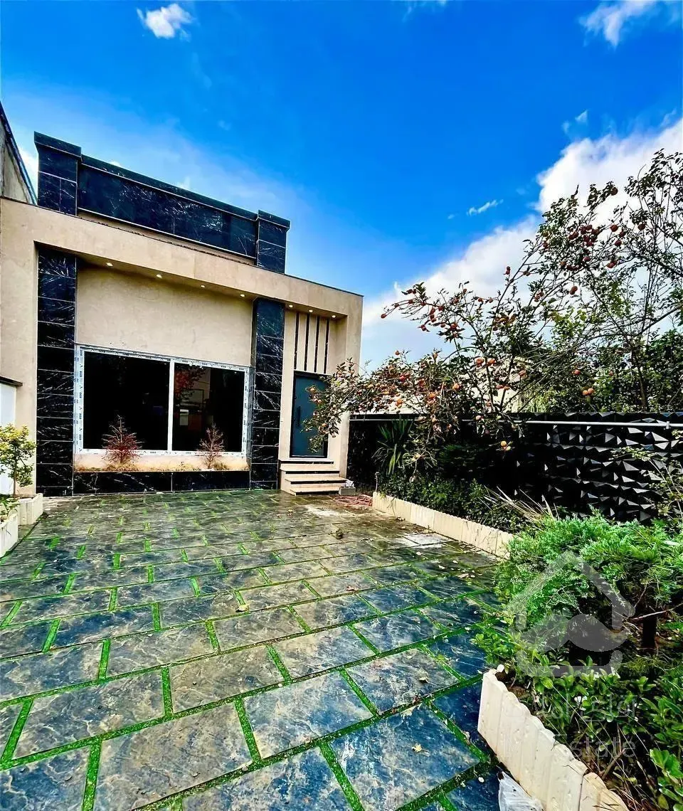 ویلا نقلی سنددار۱۶۰زمین۲خواب جاده دریا