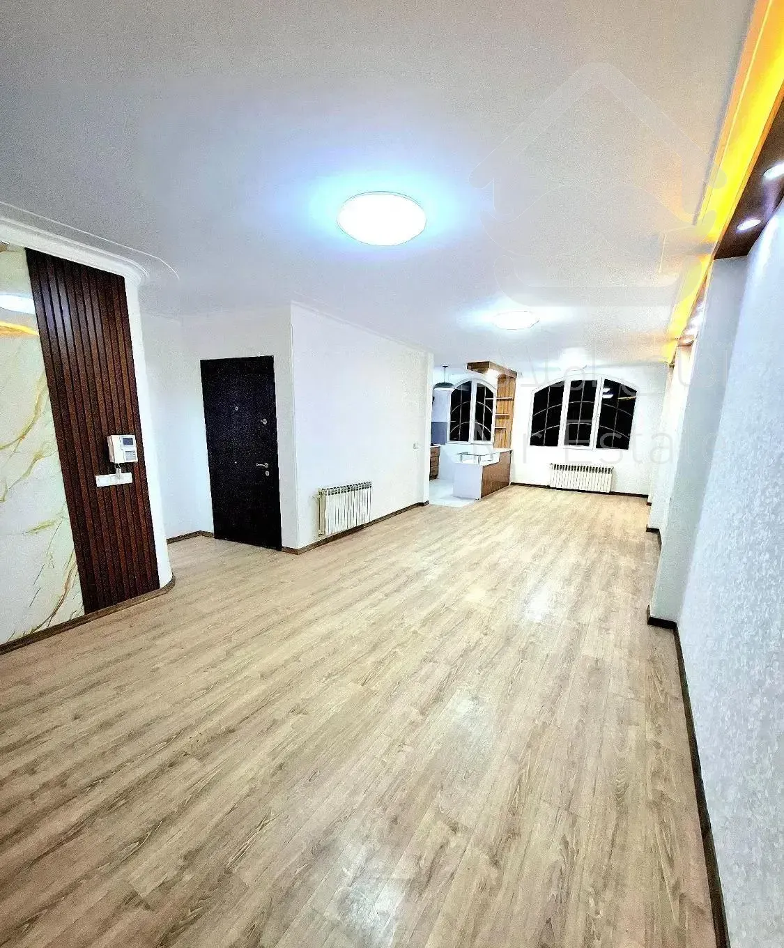 ۸۰ متر دو خوابه غرق نور بازسازی شده ضابطی ، هشتم