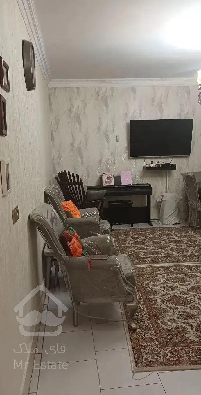 فروش واحد ۷۶.۵ متری خیابان لازار ک پنجم