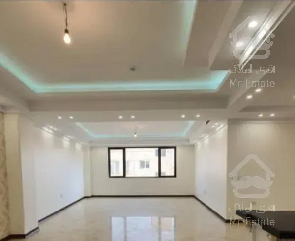 ۱۳۲متر دوخوابه نوساز تخلیه غرق در نور