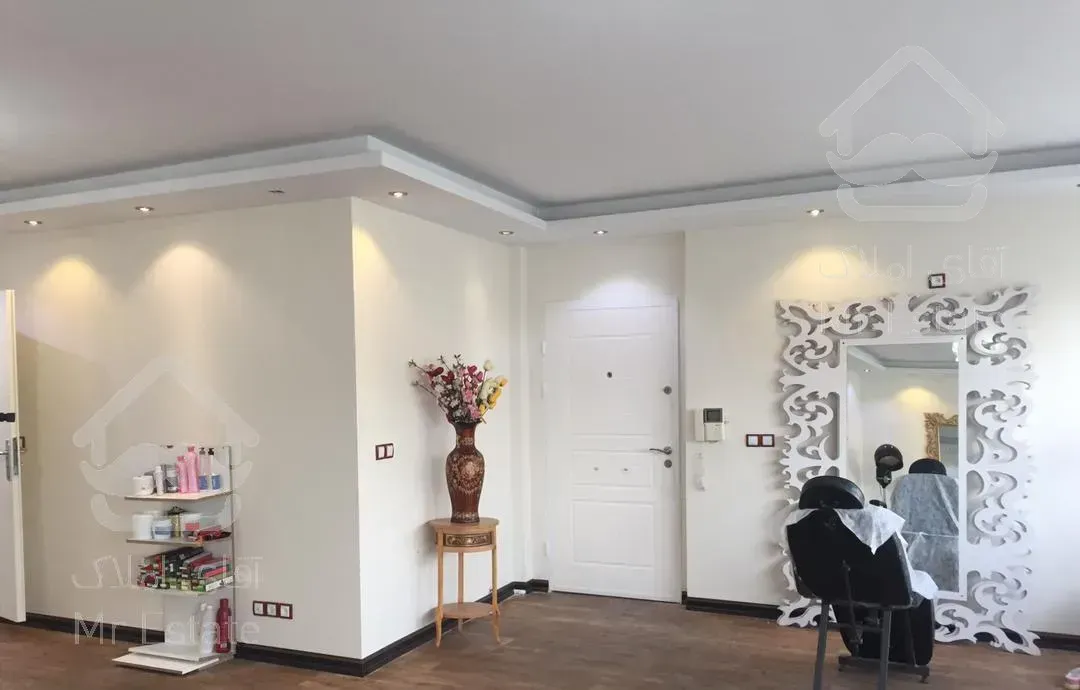 75متر اداری فول بازسازی شده طبقه دوم رو به نما