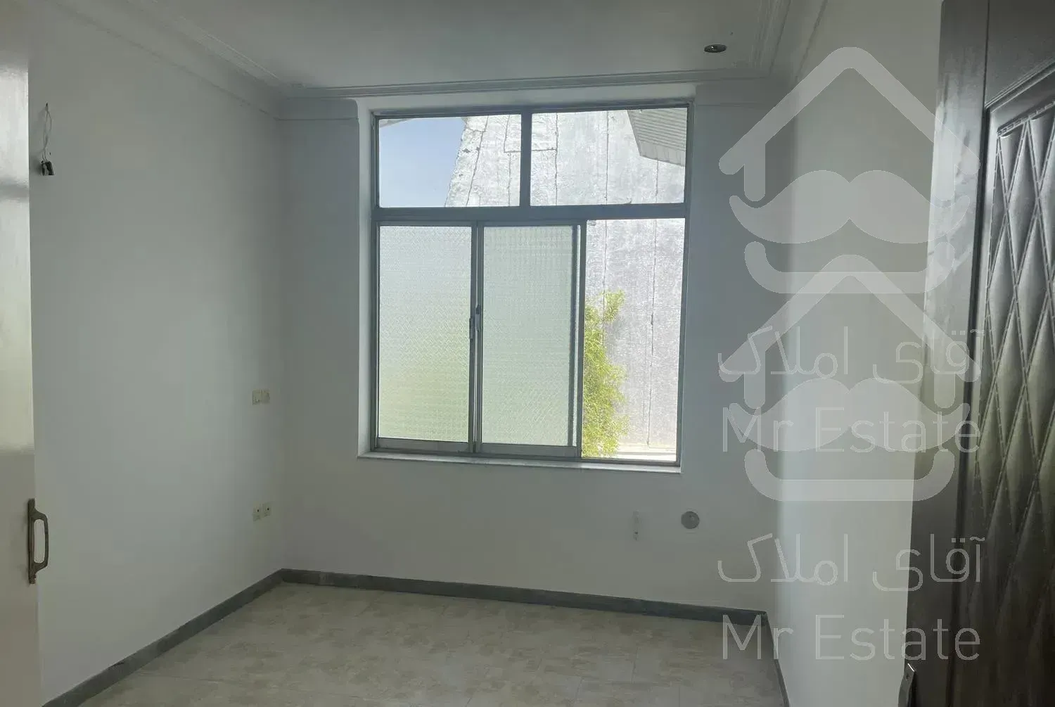 ۲۴۷ متر نیم پیلوت ، امیرکلا شهرک عسگریان