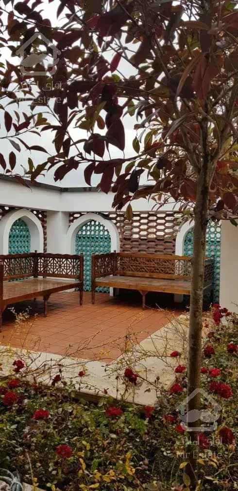 خرید و فروش آپارتمان مسکونی 275 متری در نیاوران