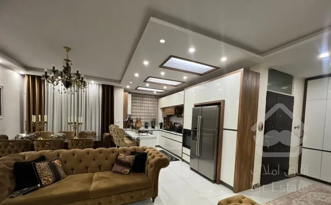 ۹۸ متر / خوش نقشه سالن پرده خور شهرک نصر