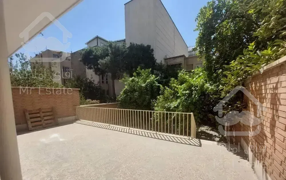 160 متر تک واحدی و حیات دار در سنایی