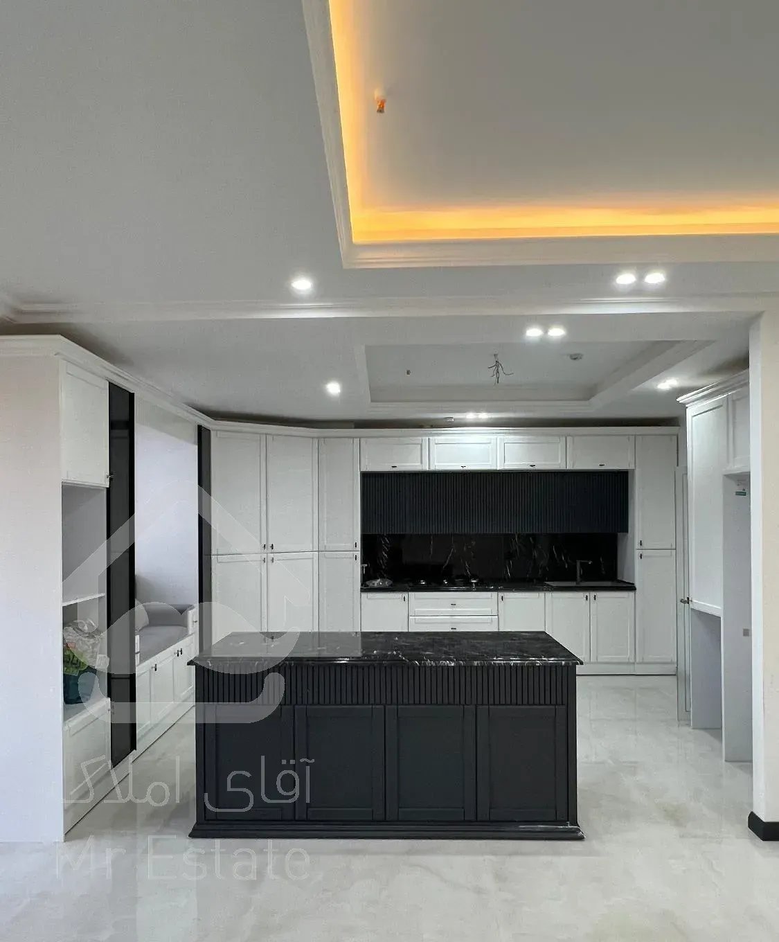 ۱۸۰ متر مجلل تک واحدی متریال فول میدان بسیج