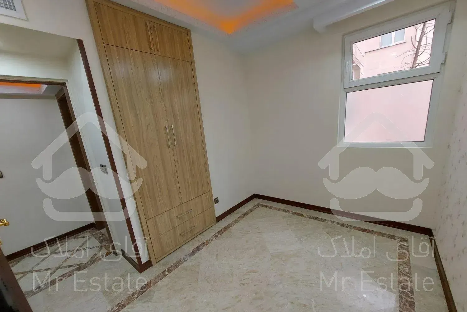 مطهری سنایی ۱۵۰متر ۳خواب یکساله