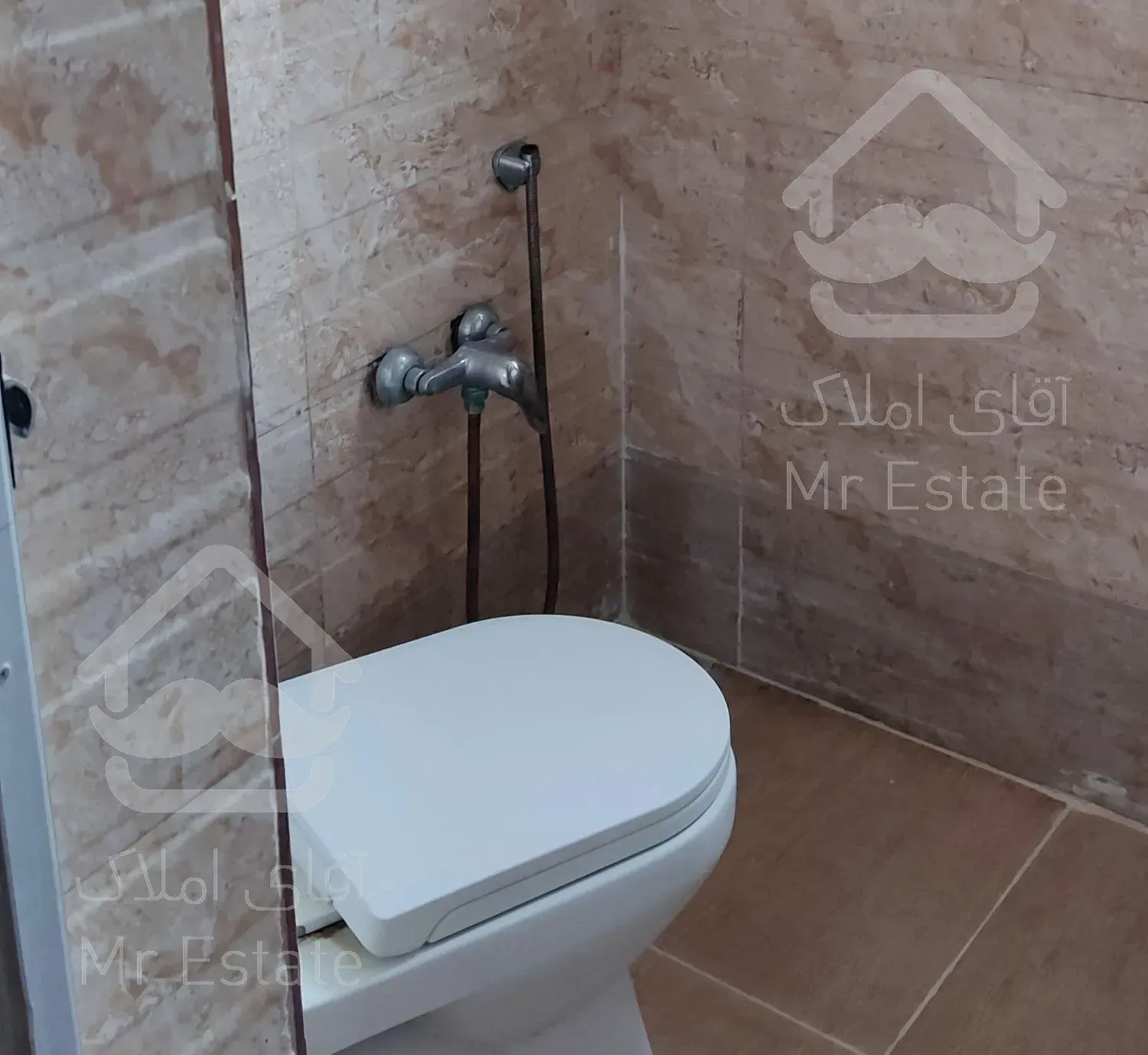 ویلا ساحلی دو خواب در فرح آباد ساری (دربست)