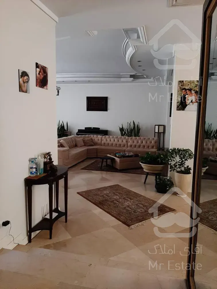 اجاره و رهن آپارتمان زعفرانیه 250  متر لاکچری