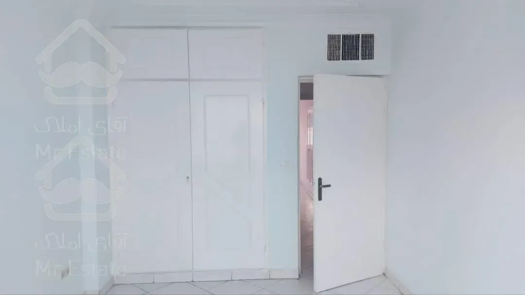 رهن و اجاره دو خوابه خیابان اریکه ایرانیان