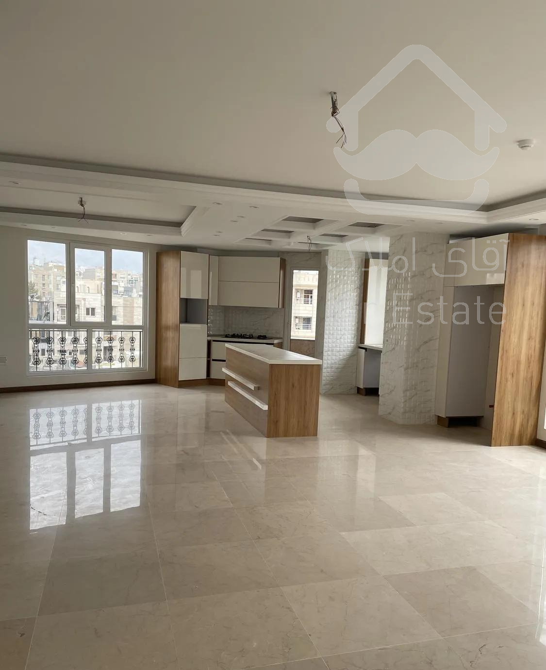 آپارتمان۱۴۲ متری سه خواب فروشی