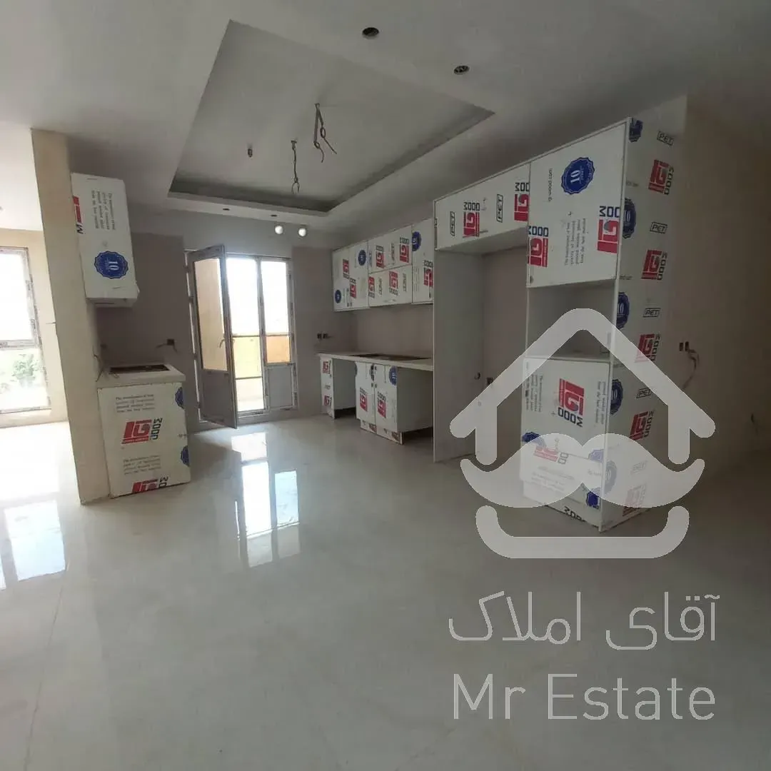 ۱۳۰متر، طبقه آخر  ویو دار/برج مجلل رونیکا/سود خالص