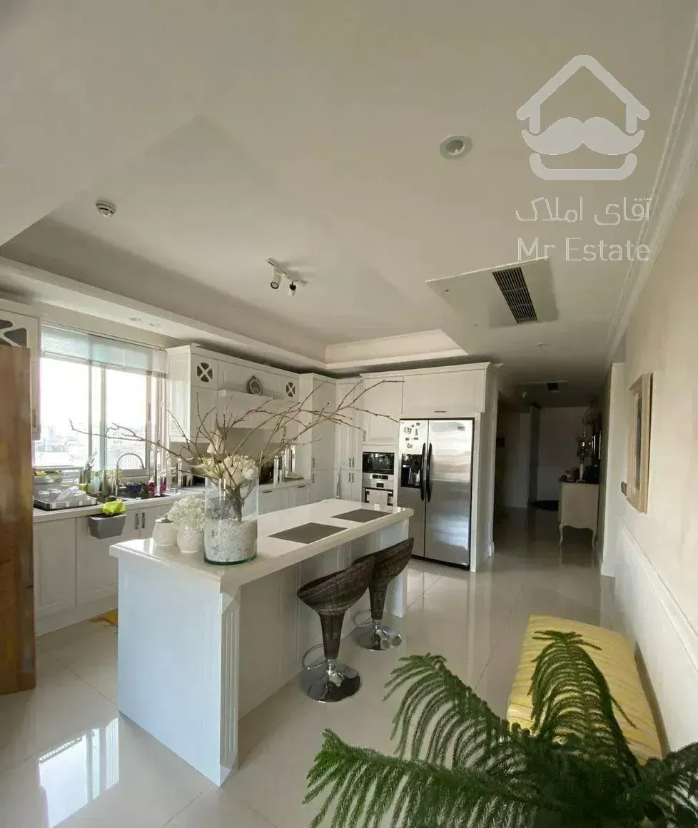 زعفرانیه ۱۶۵متر دو تراس ۱۵ متری دید کل تهران