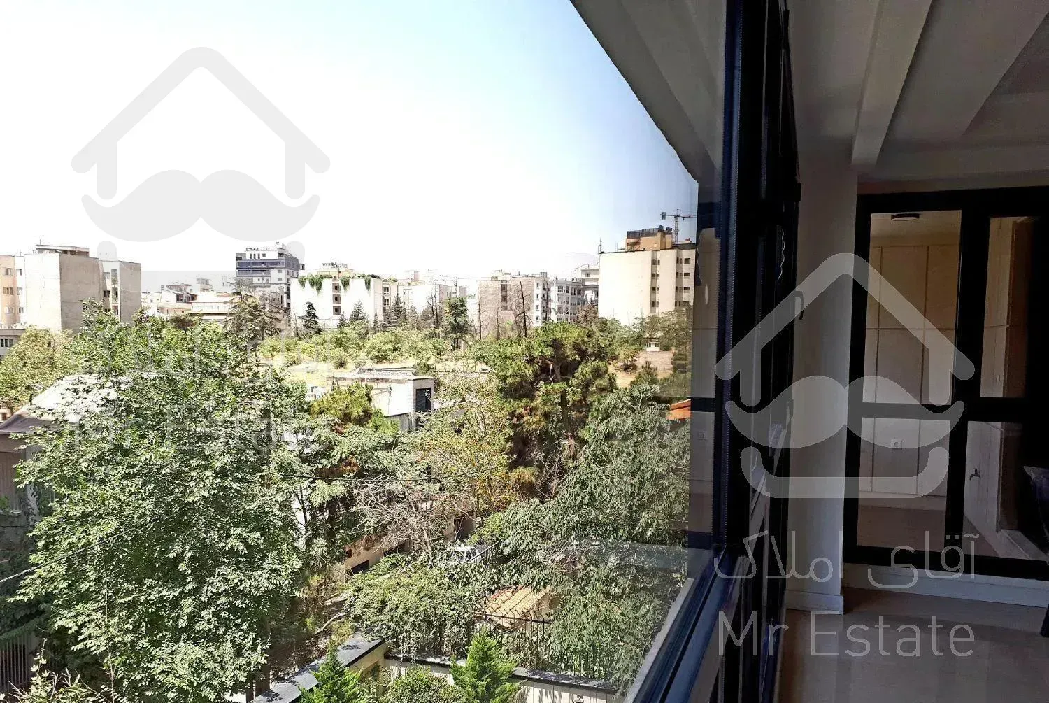 ۱۳۵ متر۲ خواب خوش نقشه نورگیر تاپ لوکیشن کامرانیه