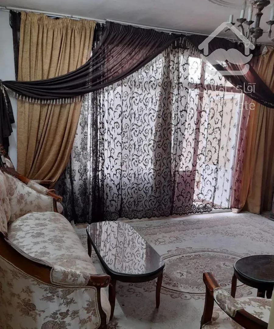 منزل کاملا راه مجزا مبله دربست مرکز شهر