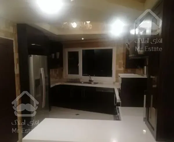 کامرانیه آپارتمان 180 متر شیک