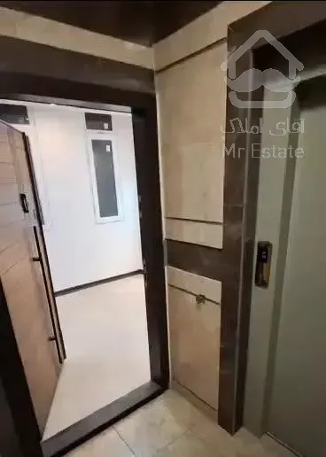 آپارتمان ۱۰۲ متری ۲ خوابه تک واحدی نوساز