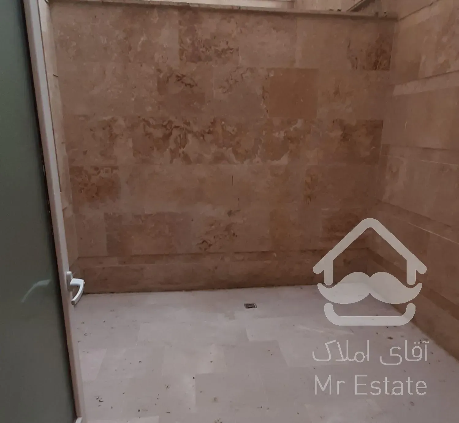 آپارتمان ۱۲۹ متری ۳ خواب کلید نخورده فردوس غرب