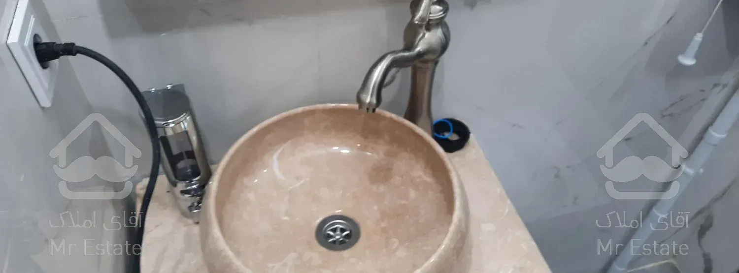 تاسیسات لوله کشی پمپ منبع شیرالات پکیج خردهکاری