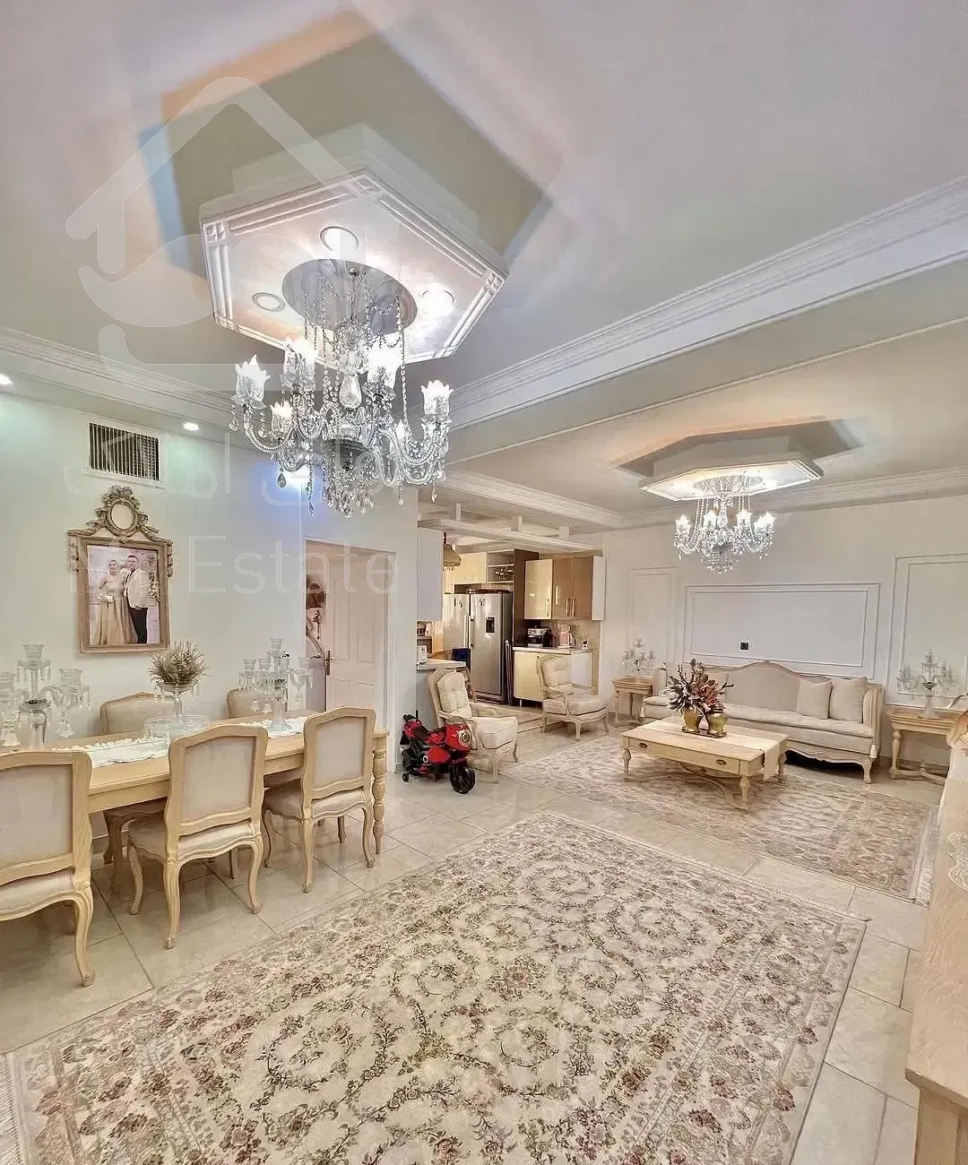 آپارتمان ۱۵۷ متر فرمانیه مناسب سرمایه گذاری