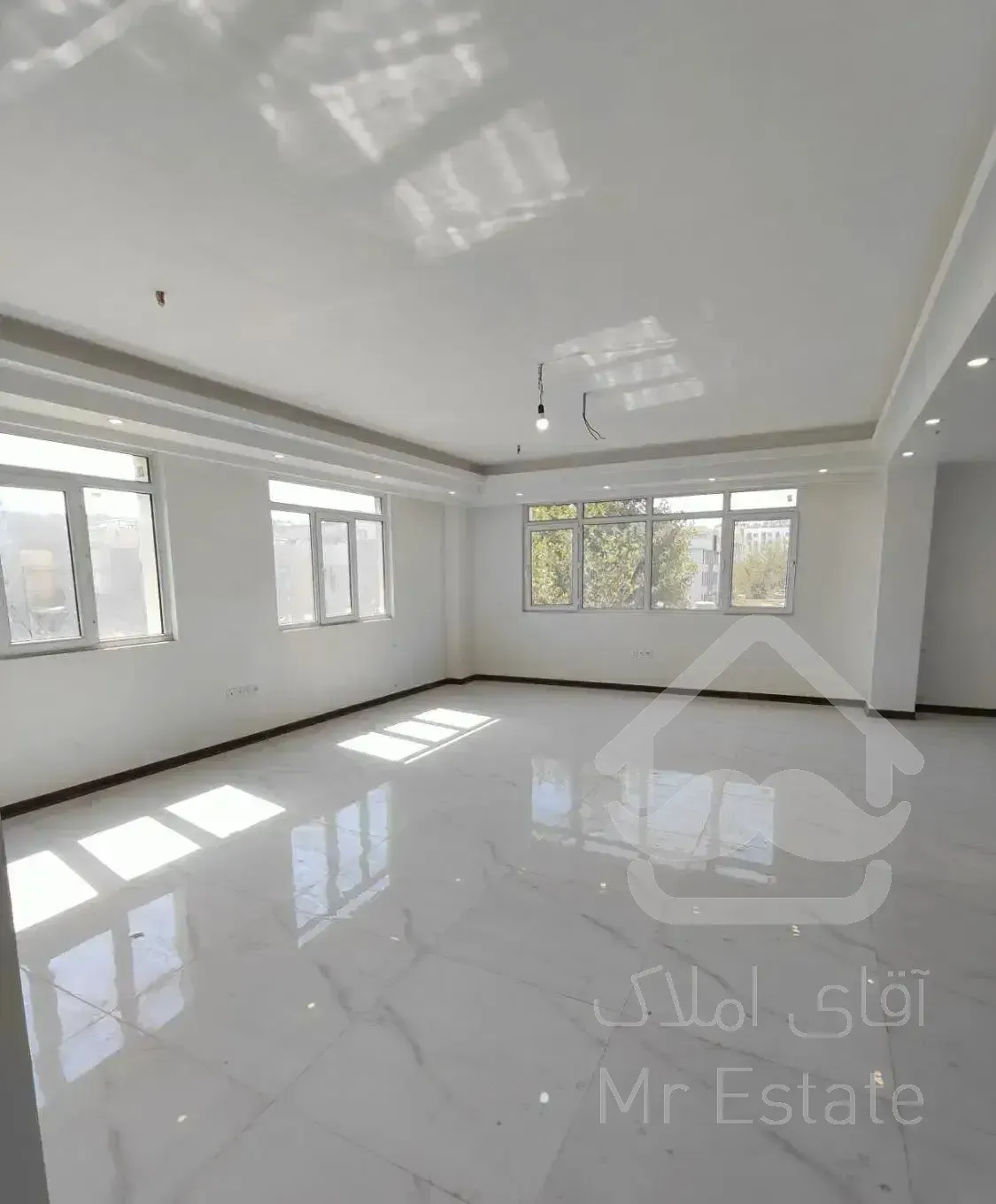 ۱۴۰متر سه خواب /سه بر/ تک‌واحدی