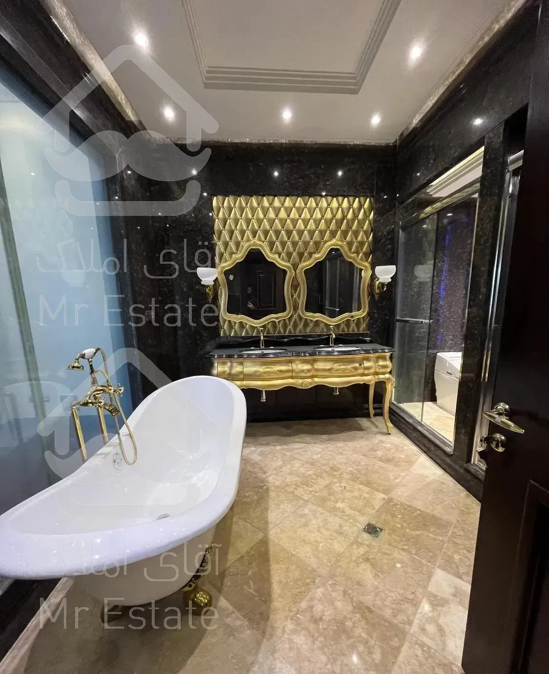 ۶۶۰متر پنت هاوس ۵۰متر تراس، ۸پارکینگ، کامرانیه