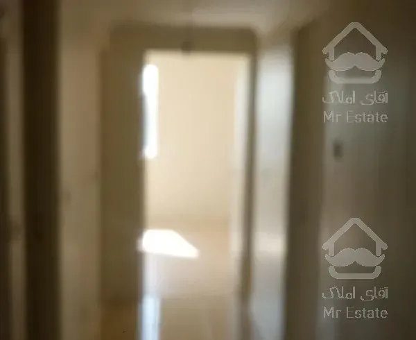 ۸۱ متر ۲ خواب اشرفی اصفهانی خ باهنر