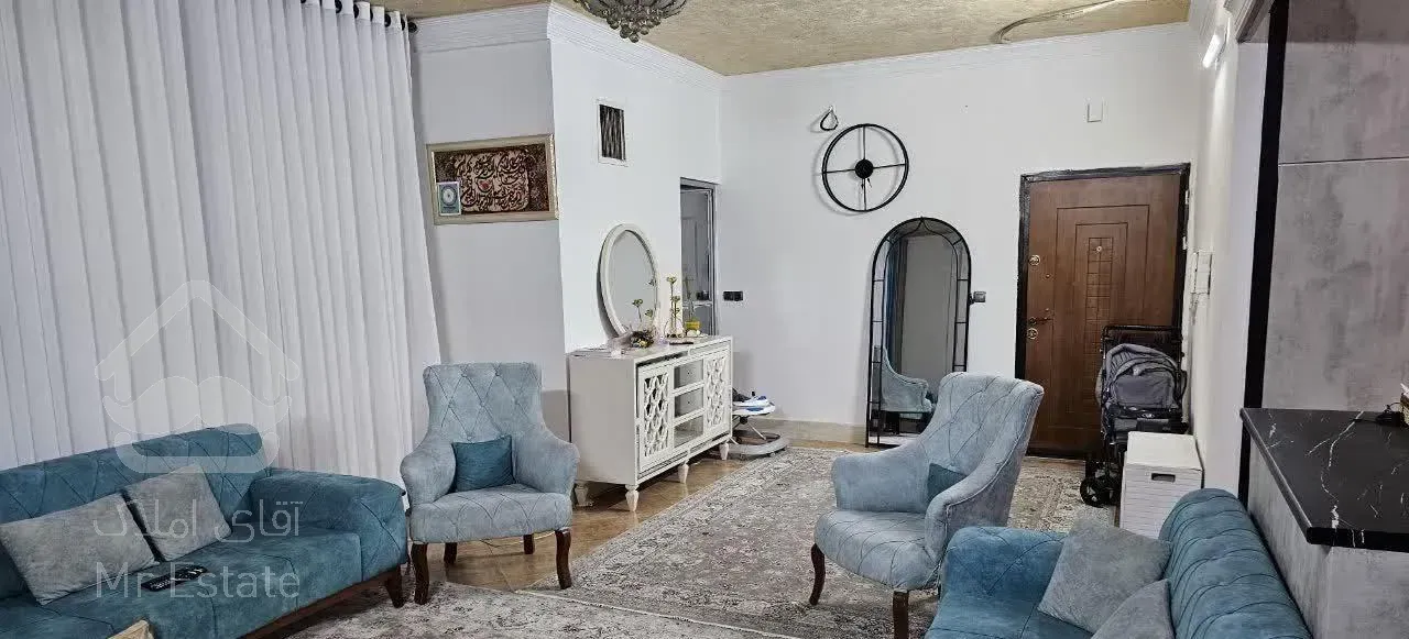 فروش آپارتمان ۹۰ متری ۲ خوابه طبقه ۳ در محله طلاب