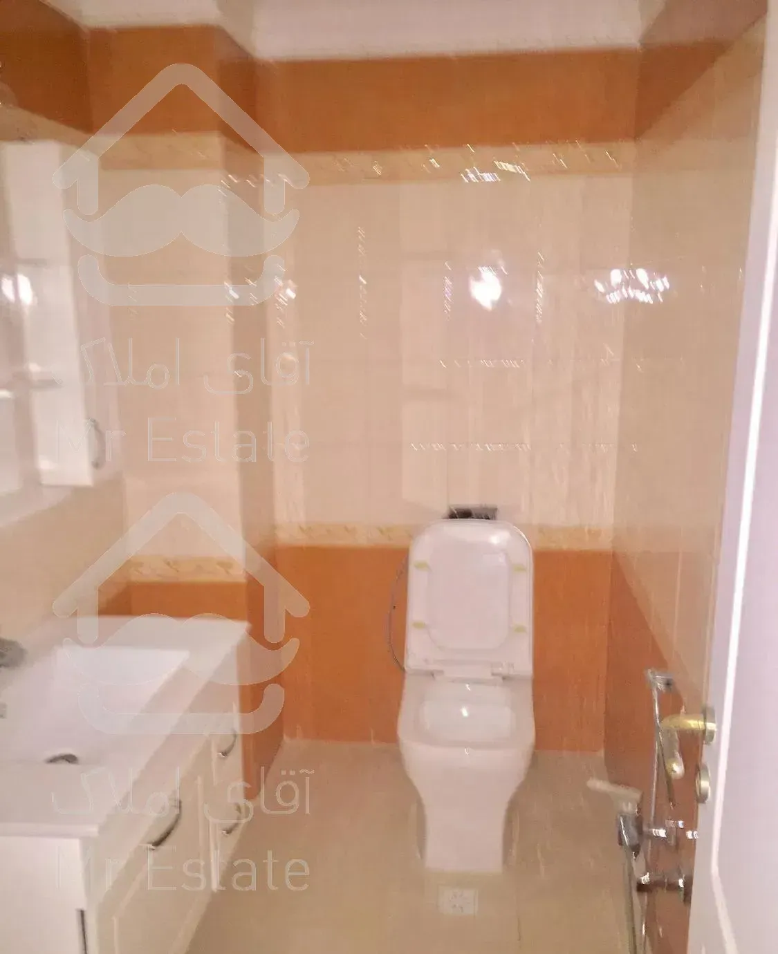 ١٦٠متر پاسداران-زمرد